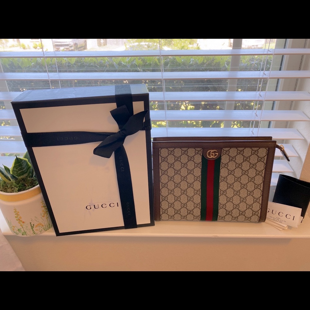 SOLD! Authentic Gucci Ophidia Pouch w Receipt
